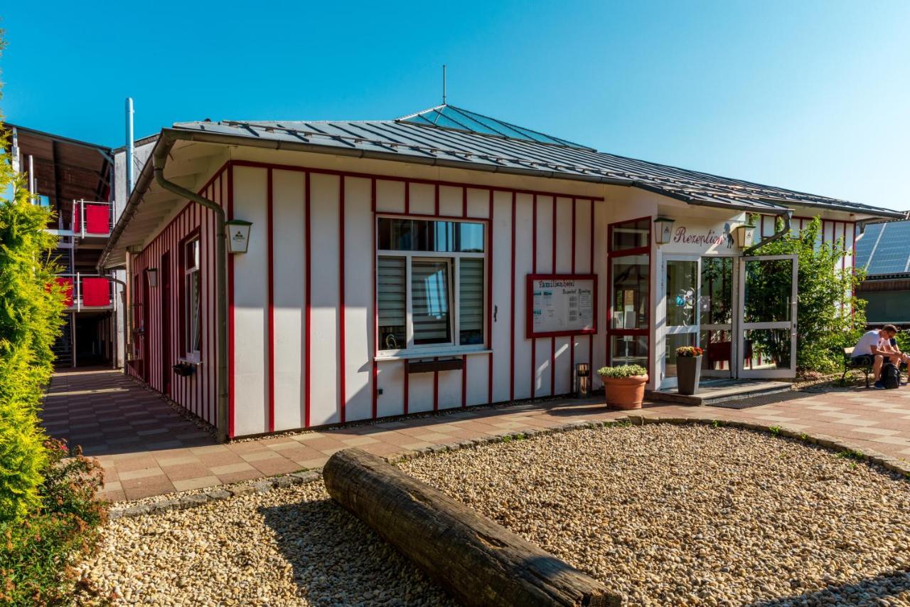 Familienhotel Reiterhof Runding Exterior photo